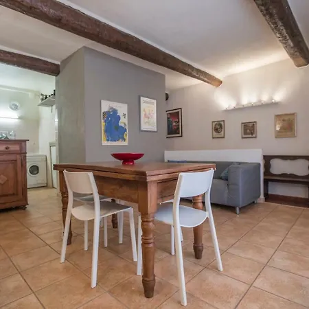 Holiday home Traditional House By Connexion Antibes